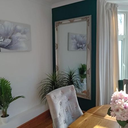 Coastal Family Stay 3-Bed Parking Wi-Fi Bridgend  Exterior photo